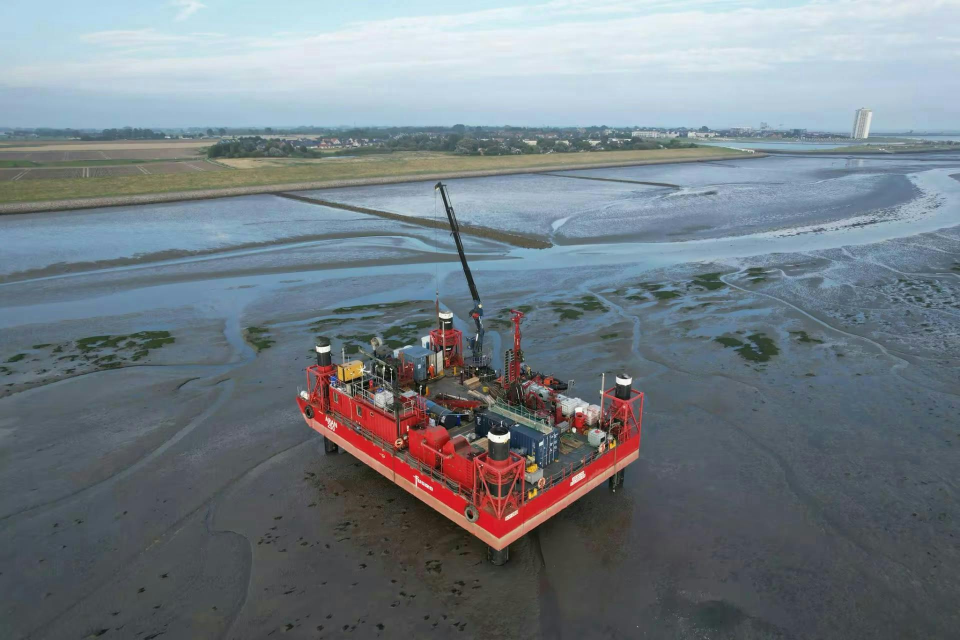 Fugro completes site investigations for TenneT’s offshore grid connection projects Fugro completes site investigations for TenneT’s offshore grid connection projects