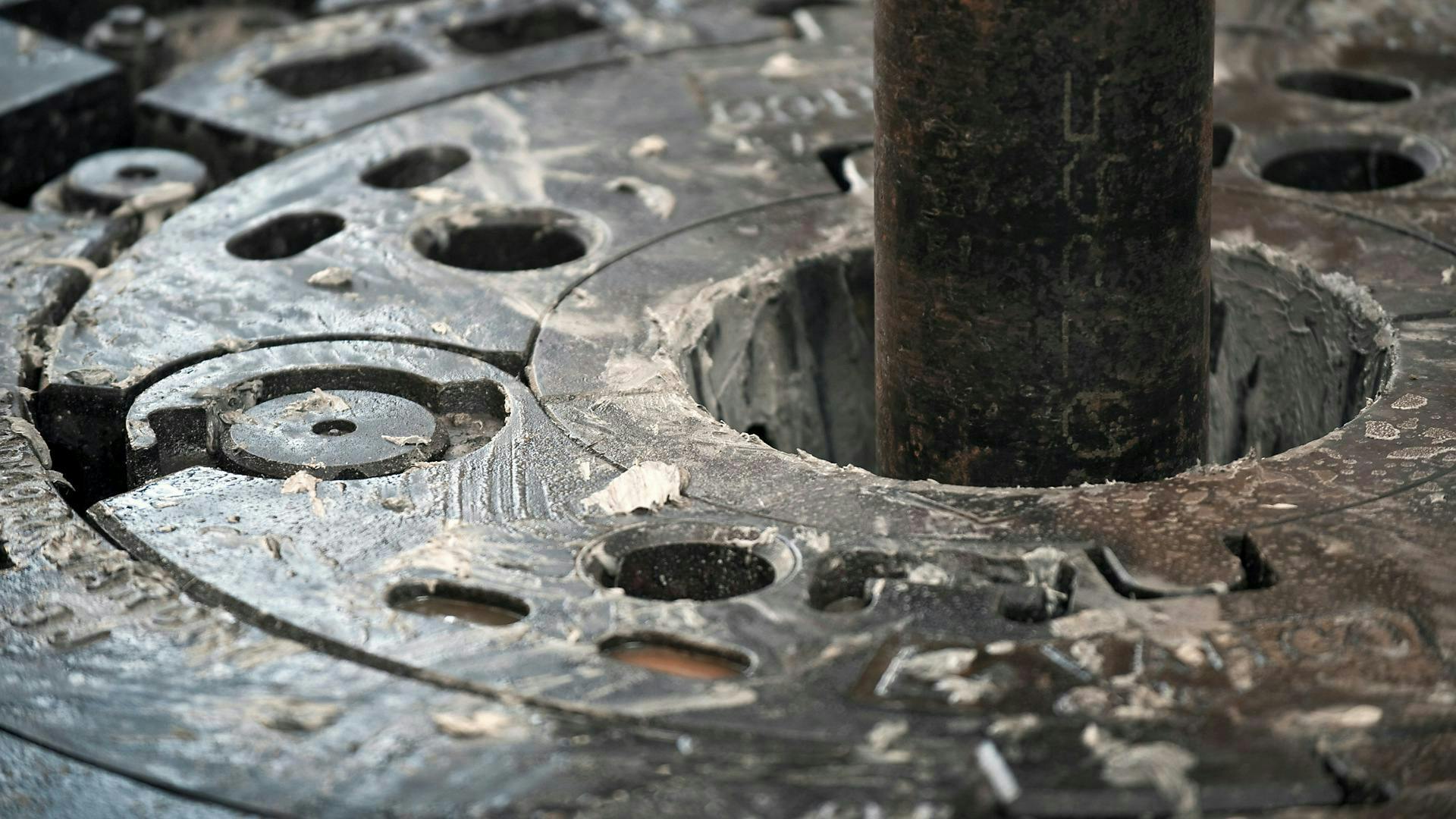 Upclose view of technology on the Maersk Developer semisubmersible drilling rig