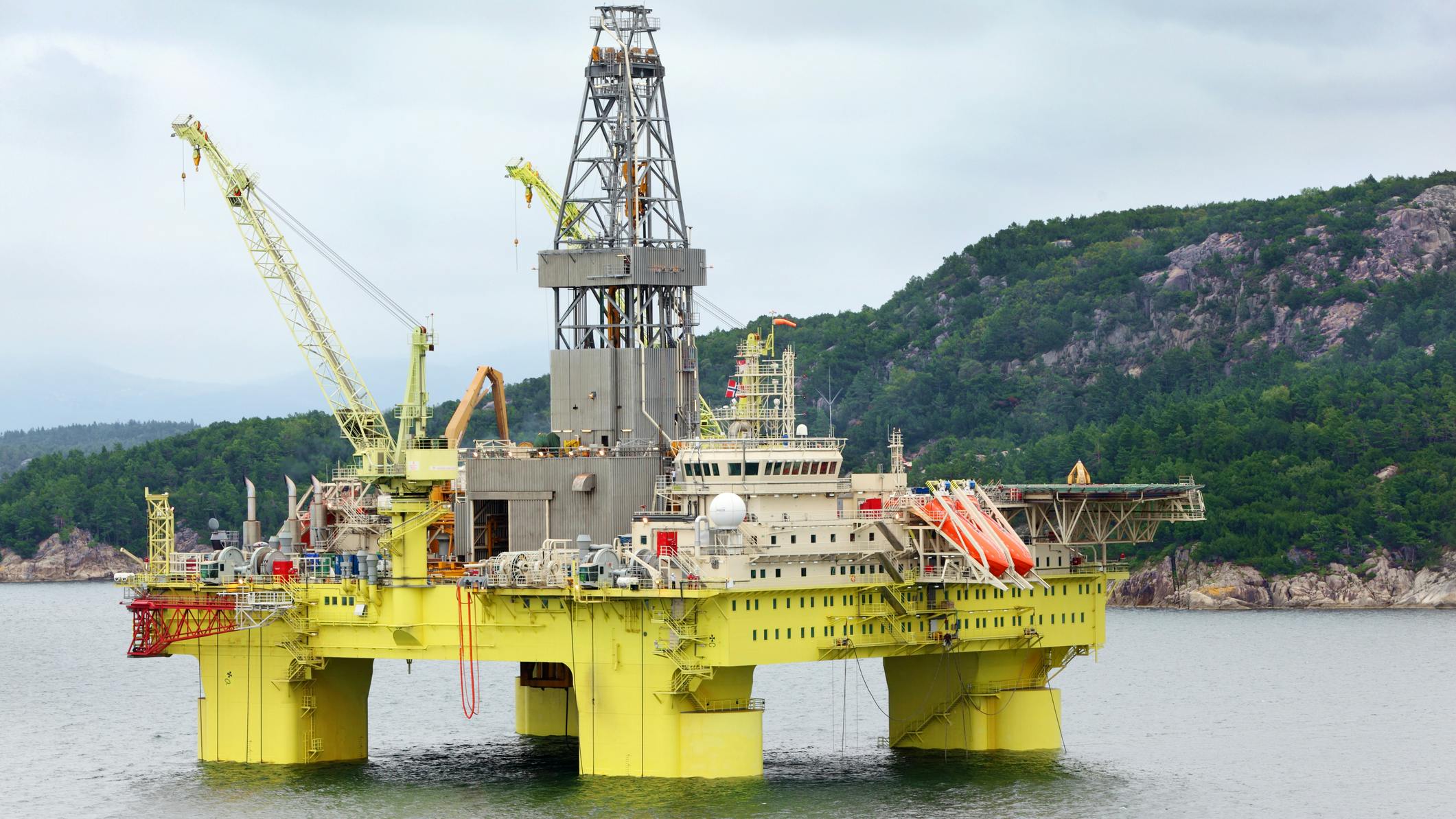 offshore drilling rig