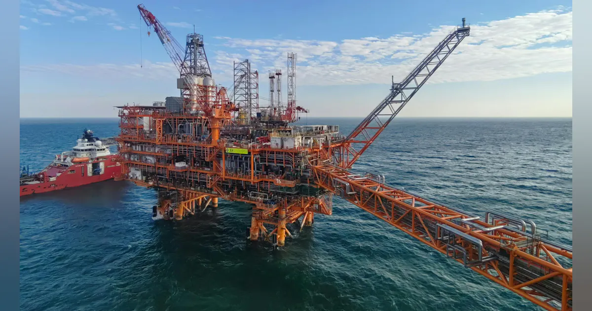 CNOOC starts up Weizhou 11-4 oil project offshore China | Offshore Magazine