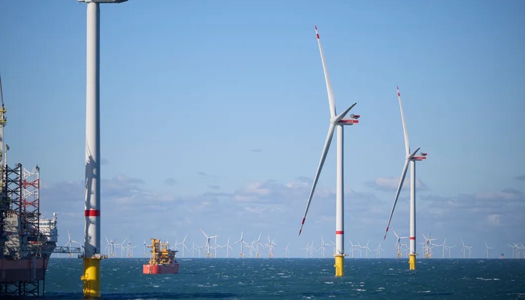 He Dreiht offshore wind farm under construction