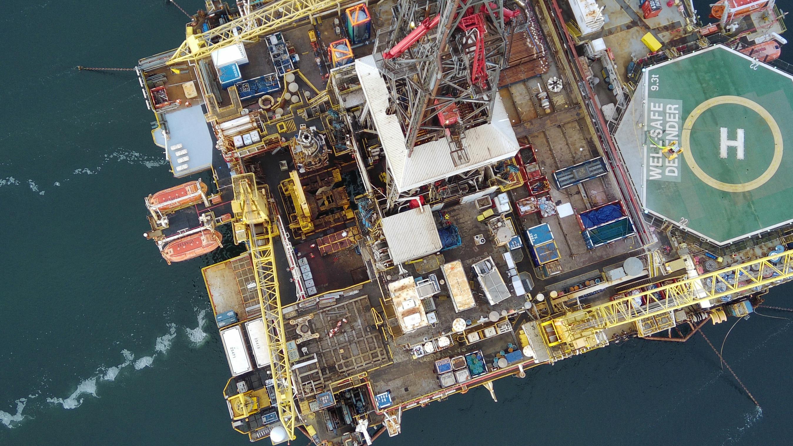 Well-Safe Defender semisubmersible