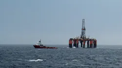 Oil drilling platform and supply vessel Oil drilling platform and supply vessel