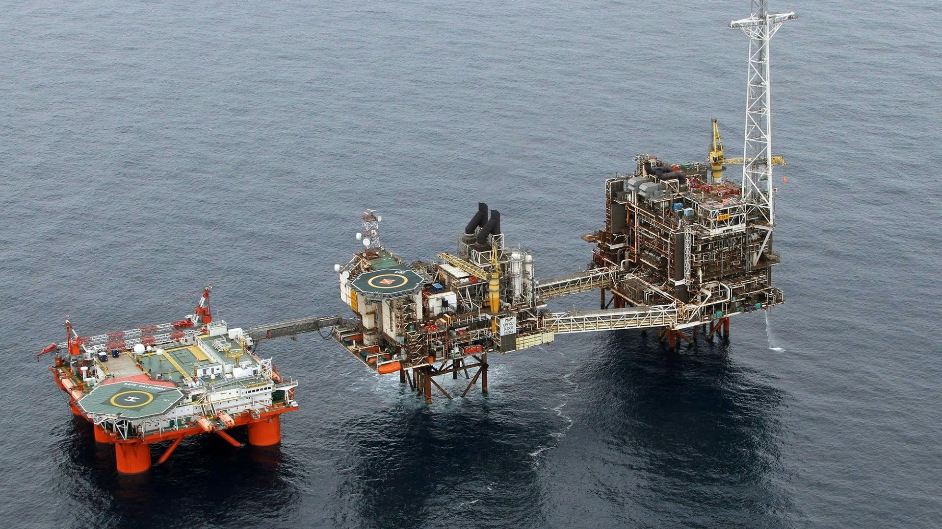 BP considers North Sea exit