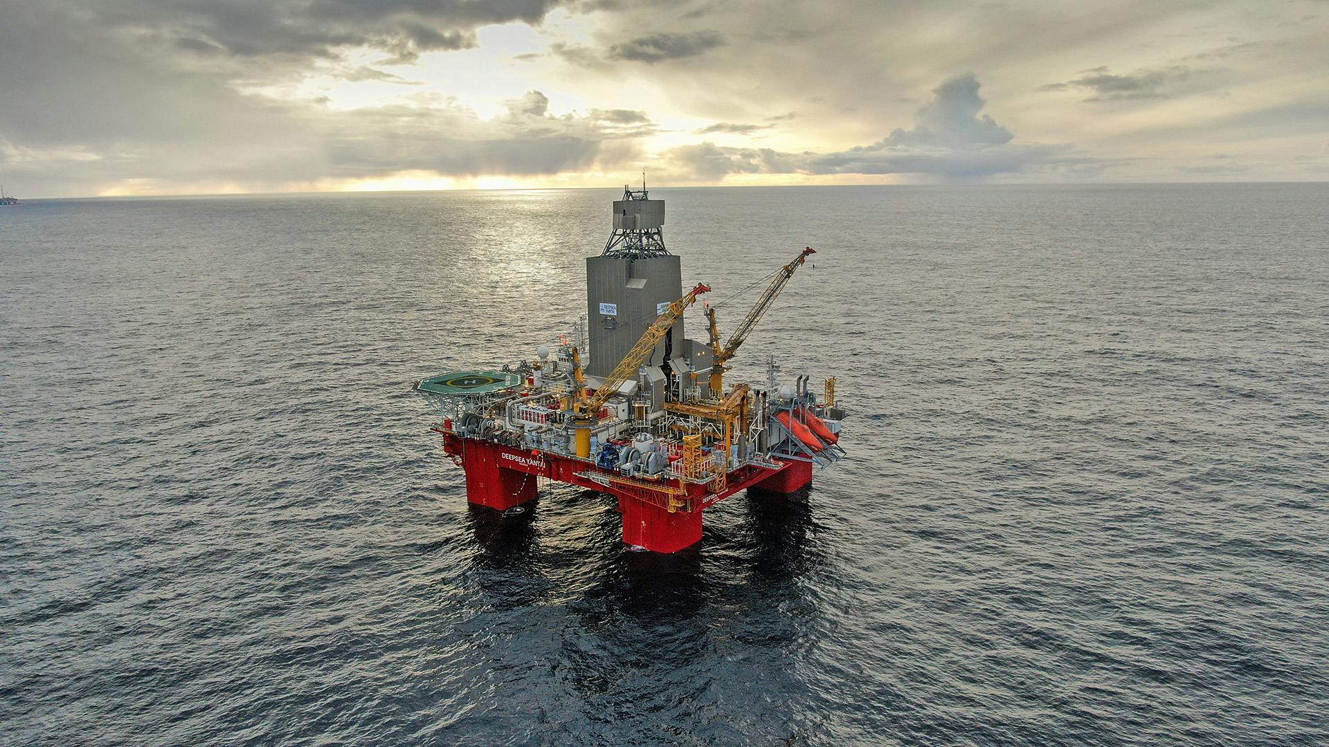 Deepsea Yantai offshore drilling rig