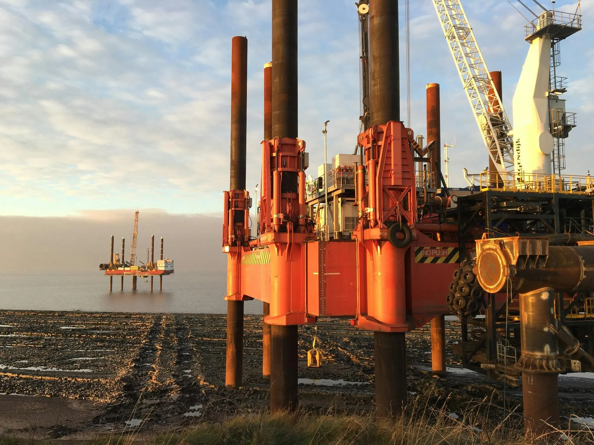 Jackup barge operations supporting nearshore ground investigations