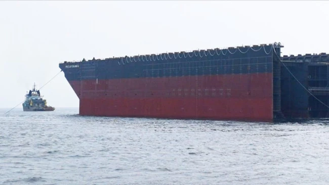 Gato do Mato FPSO hull section heads for China