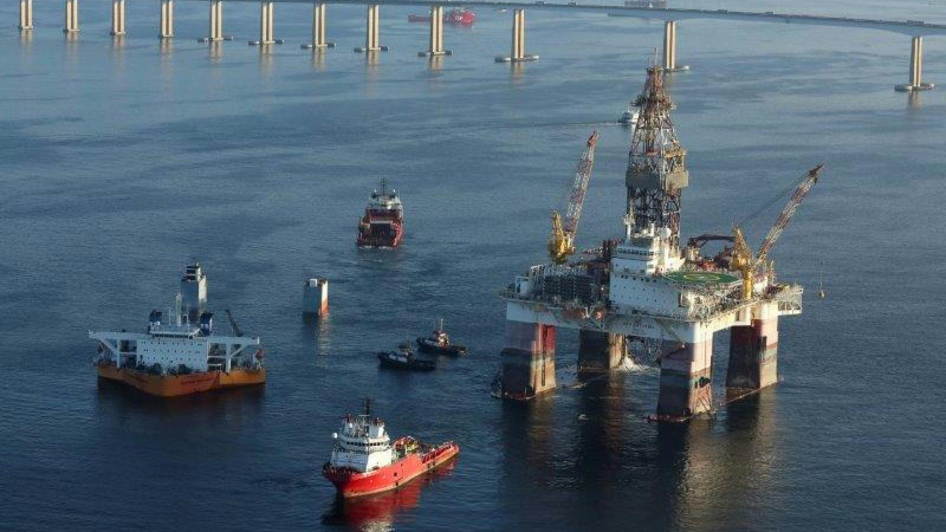 SSV Catarina semisubmersible offshore drilling rig
