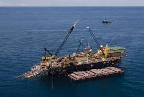 installation vessel SEMAC 1 offshore Papua New Guinea
