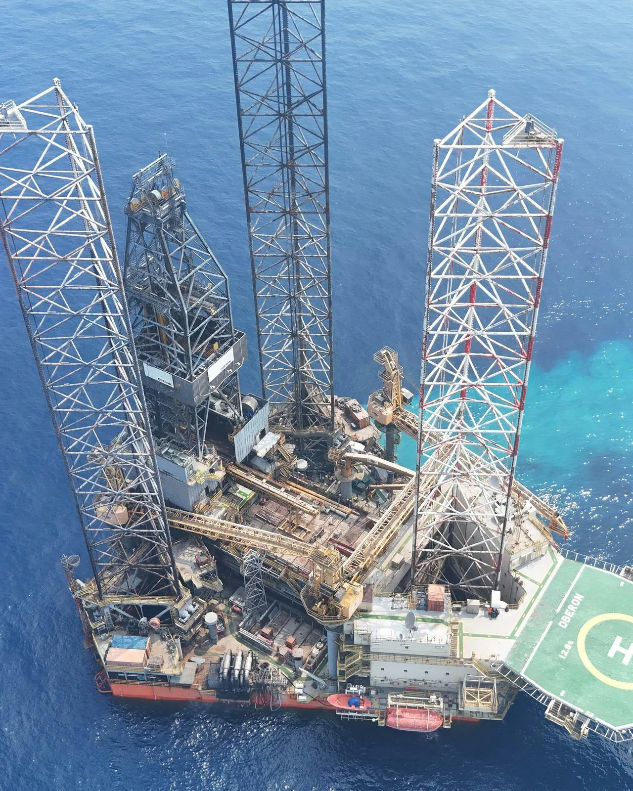 Oberon jackup rig