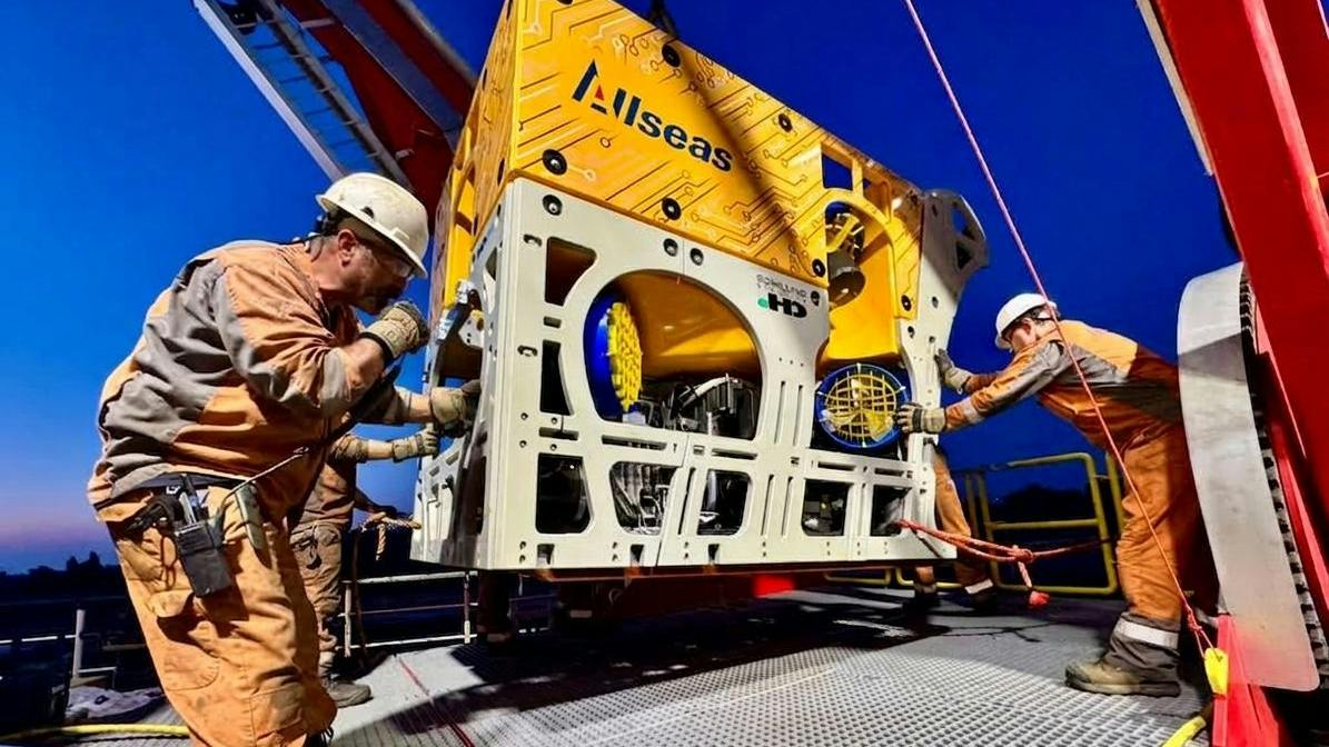 Allseas upgrading vessel fleet with Schilling hybrid electric ROVs