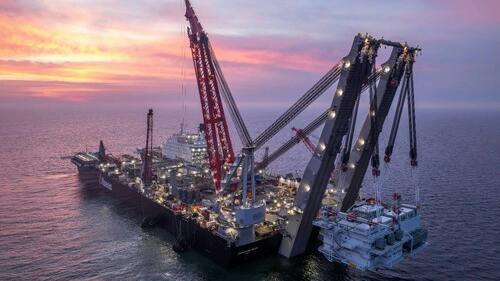 Offshore wind substations Darß and Zingst installed in German Baltic Sea