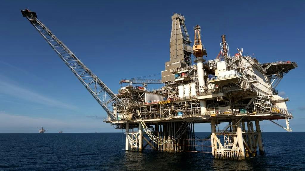Caspian Sea East Azeri platform passes 20 years in service